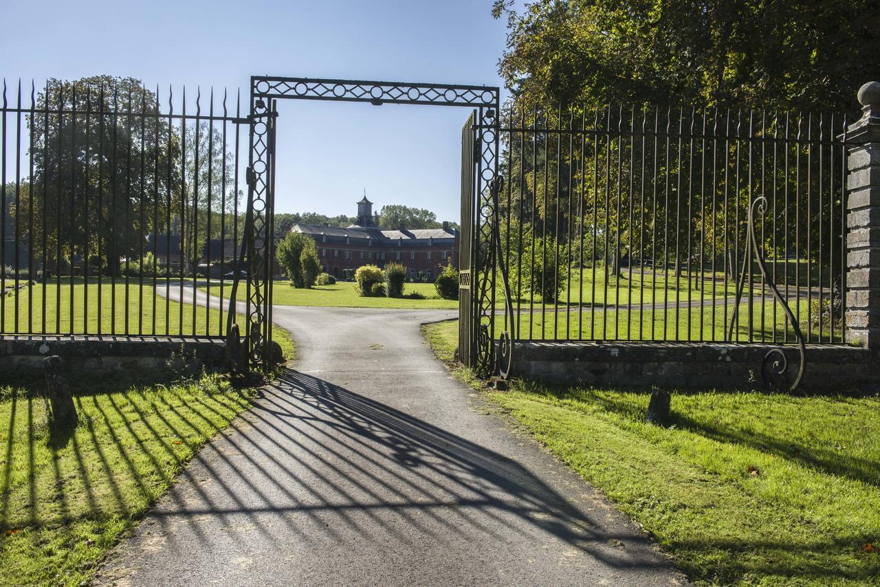 Logis - Chateau De La Motte - Hotel & Restaurant Liessies Zewnętrze zdjęcie